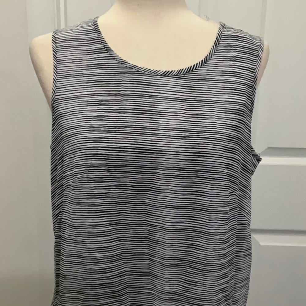 Elle Ruffle Hem Chiffon Top - Picture 2 of 9
